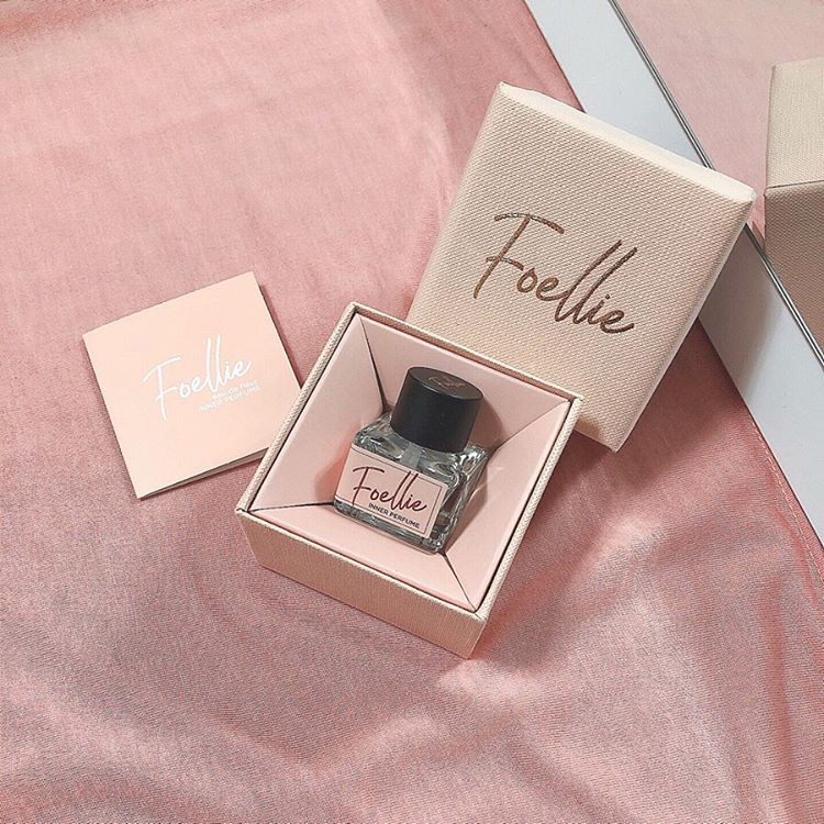 Nước hoa vùng kín Foellie Inner Perfume màu hồng nhẹ nhàng