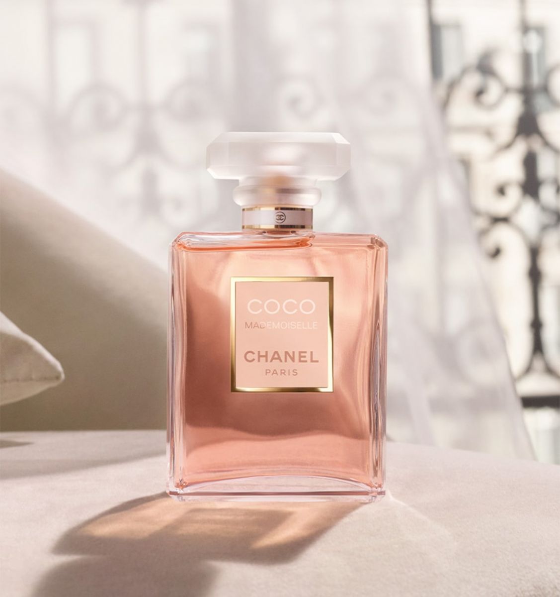 Nước hoa Chanel Coco Mademoiselle EDP thiết kế đơn giản tinh tế