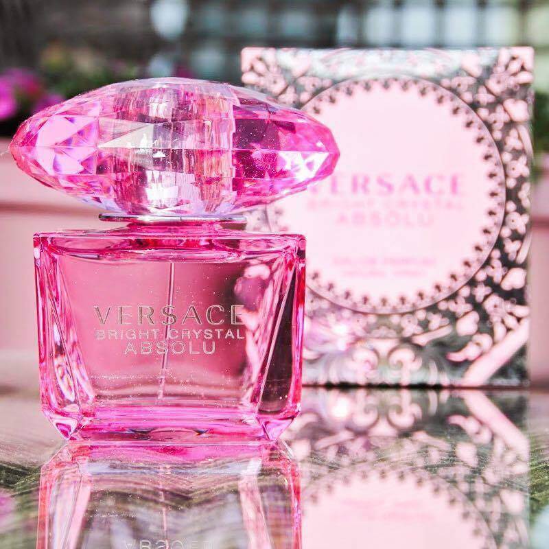 Nước hoa Versace hồng đậm mùi hương hoa trái cây ngọt ngào